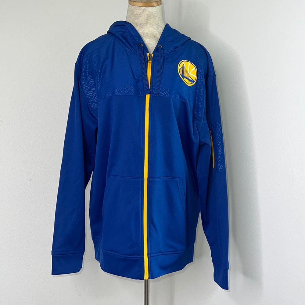 🔹 NBA Golden State Warriors Hooded Jacket